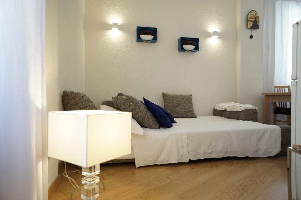 B&S Suite Colosseo روما الغرفة الصورة